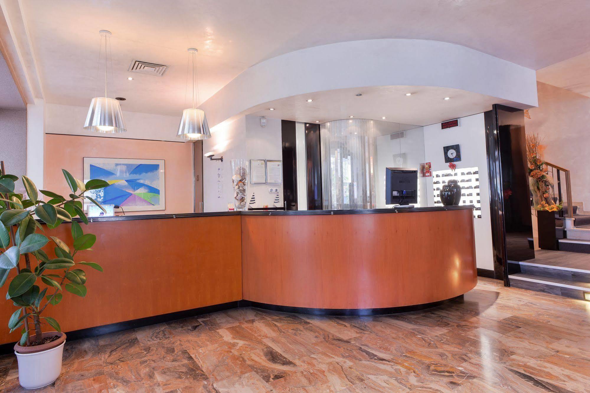 Derby Hotel